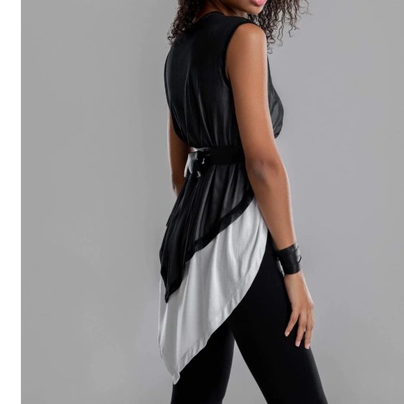 Mdnt45 - ASYMMETRICAL WHITE SHIRT WITH BLACK MESH (NEW), fits large - Picture 4 of 5